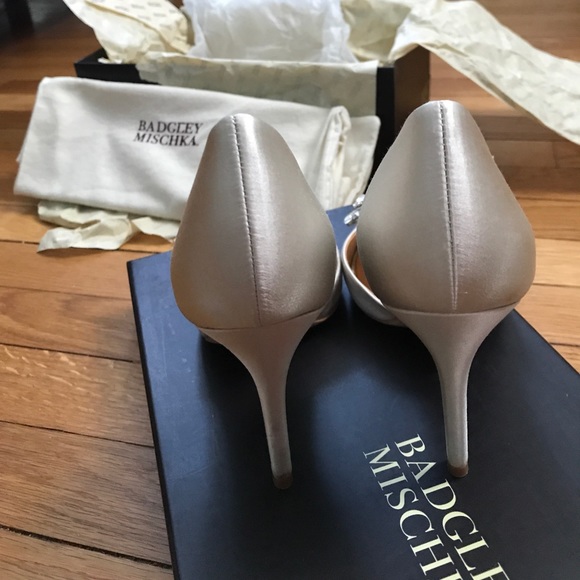 Wedding Shoes Badgley Mischka Pump - Picture 5 of 8